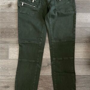 Dark Green Cargo Pants with Zipper Pockets